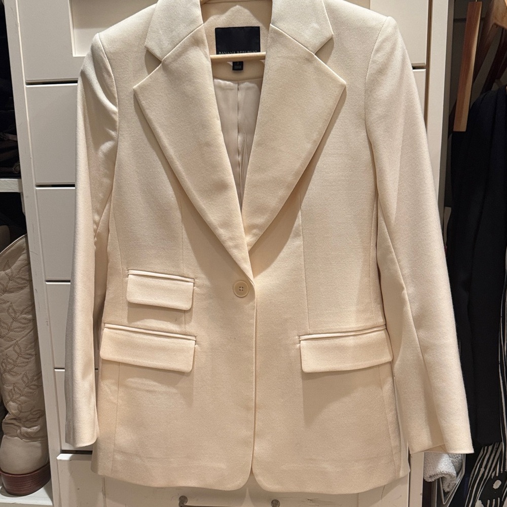 Banana Republic Cream Suit 2P/4P